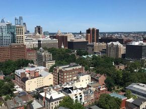 210 Locust Street 29EFW, Philadelphia PA 19106
