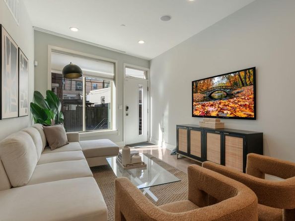 2615 E Letterly Street, Philadelphia PA 19125