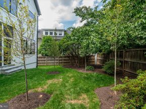 2615 3rd Street N, Arlington VA 22201