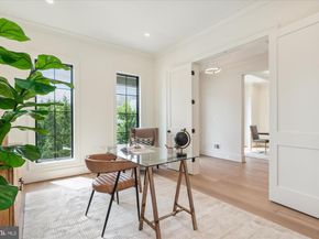 2615 3rd Street N, Arlington VA 22201