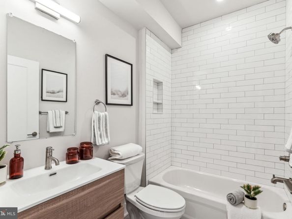3205 N 35TH Street 10, Philadelphia PA 19129
