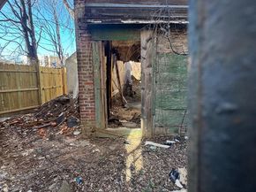 1613 W Erie Avenue, Philadelphia PA 19140