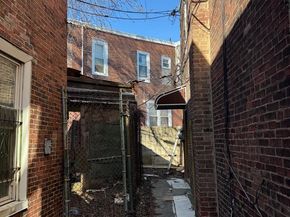 1613 W Erie Avenue, Philadelphia PA 19140