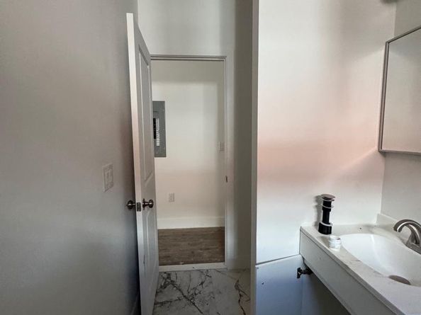 1613 W Erie Avenue, Philadelphia PA 19140