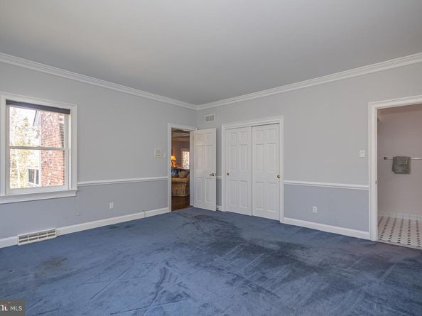1045 Washington Crossing Road, Newtown PA 18940