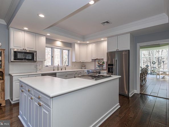 1045 Washington Crossing Road, Newtown PA 18940