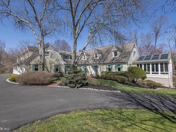 1045 Washington Crossing Road
