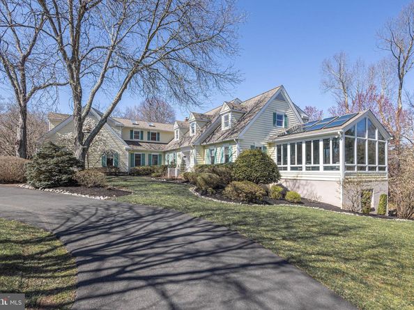 1045 Washington Crossing Road, Newtown PA 18940
