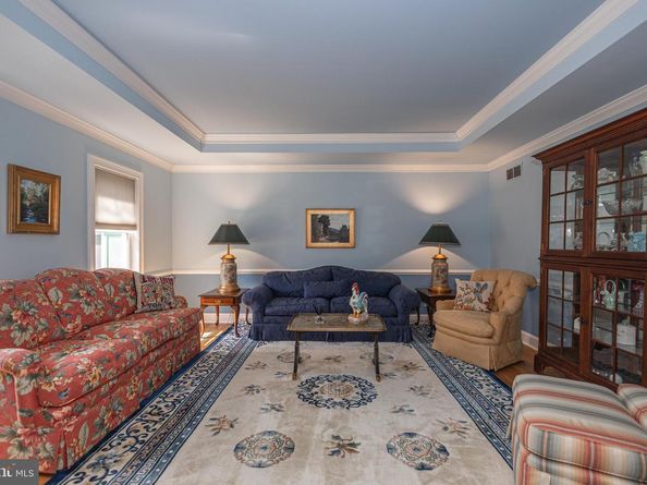 1045 Washington Crossing Road, Newtown PA 18940