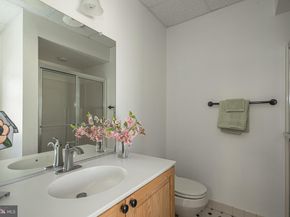 1045 Washington Crossing Road, Newtown PA 18940