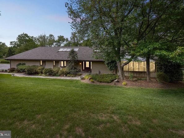 745 Germantown Pike, Lafayette Hill PA 19444