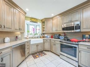 745 Germantown Pike, Lafayette Hill PA 19444