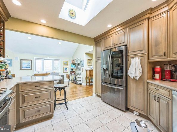 745 Germantown Pike, Lafayette Hill PA 19444