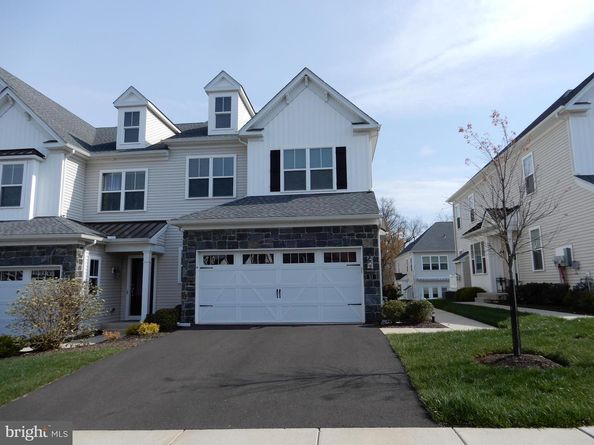 21 Spring Mill Drive 12, Ivyland PA 18974
