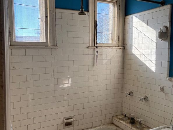 926 Foulkrod Street, Philadelphia PA 19124
