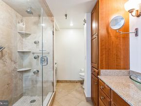 2001 Hamilton Street 401, Philadelphia PA 19130