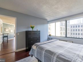 2001 Hamilton Street 401, Philadelphia PA 19130