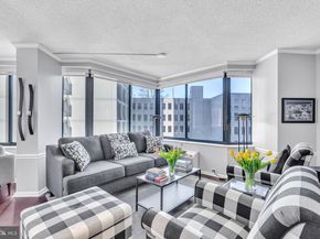 2001 Hamilton Street 401, Philadelphia PA 19130