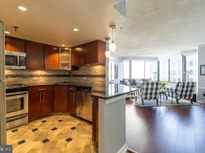 2001 Hamilton Street 401, Philadelphia PA 19130