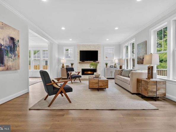 9350 Tovito Drive, Fairfax VA 22031