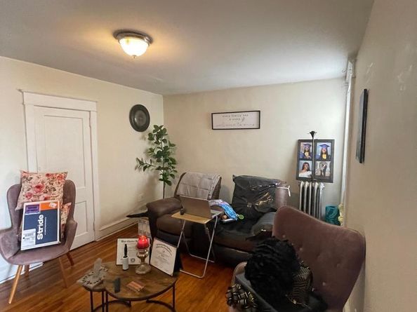1802 Church Lane, Philadelphia PA 19141