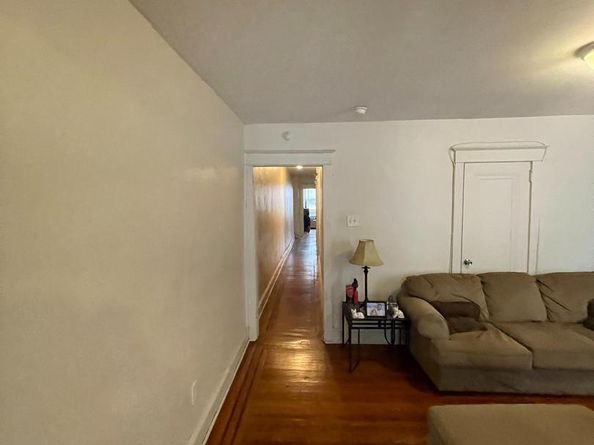 1802 Church Lane, Philadelphia PA 19141