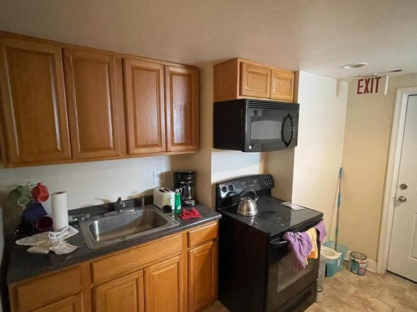 1802 Church Lane, Philadelphia PA 19141