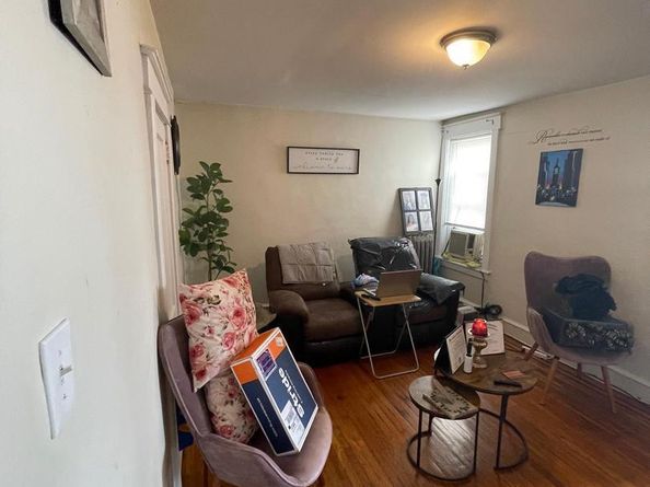 1802 Church Lane, Philadelphia PA 19141