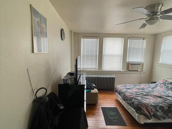 1802 Church Lane, Philadelphia PA 19141