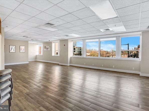 1100 Vine Street 500, Philadelphia PA 19107