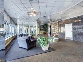 1100 Vine Street 500, Philadelphia PA 19107