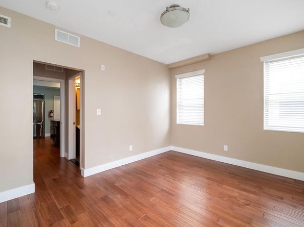 906 N 16TH Street 3R, Philadelphia PA 19130