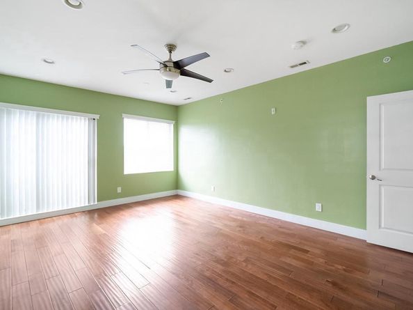 906 N 16TH Street 3R, Philadelphia PA 19130