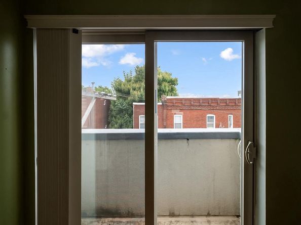 906 N 16TH Street 3R, Philadelphia PA 19130