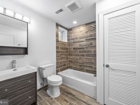 4047 Green Street, Philadelphia PA 19104