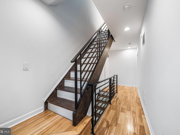 4047 Green Street, Philadelphia PA 19104