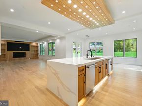 103 Saint Andrews Drive NE, Vienna VA 22180