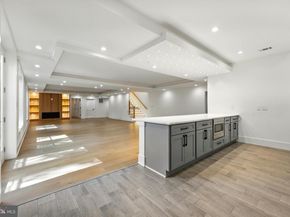 103 Saint Andrews Drive NE, Vienna VA 22180