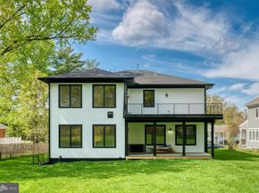 103 Saint Andrews Drive NE, Vienna VA 22180