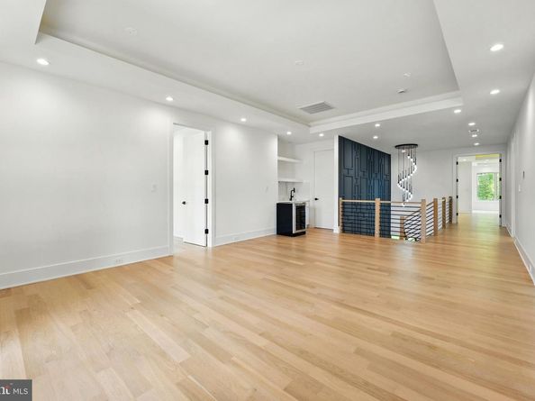 103 Saint Andrews Drive NE, Vienna VA 22180