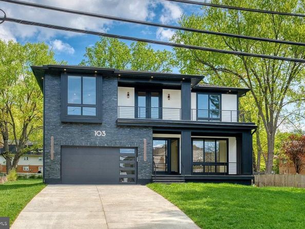 103 Saint Andrews Drive NE, Vienna VA 22180