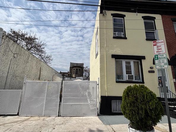 2608-2610 N Fairhill Street, Philadelphia PA 19133