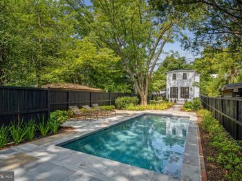 3418 Reservoir Road NW
