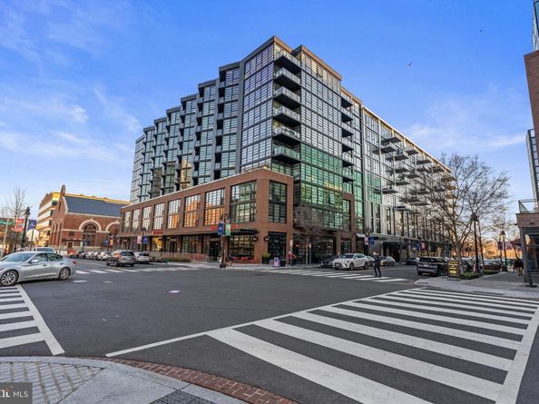 1300 4TH Street SE 703, Washington DC 20003
