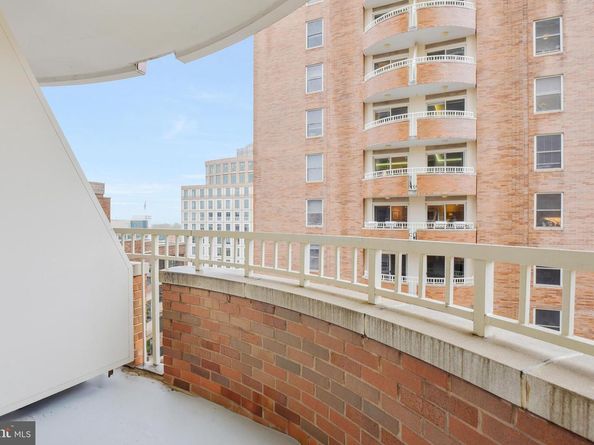 900 N Taylor Street 1105, Arlington VA 22203