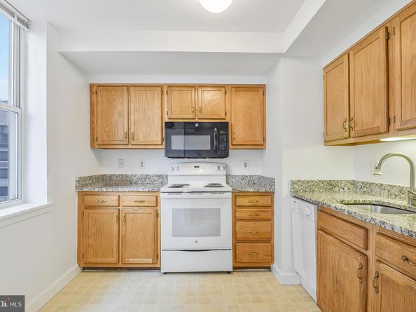 900 N Taylor Street 1105, Arlington VA 22203