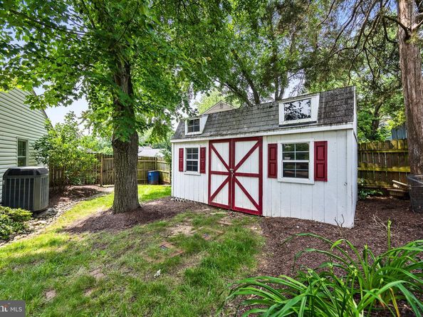1213 Terrylynn Court, Herndon VA 20170