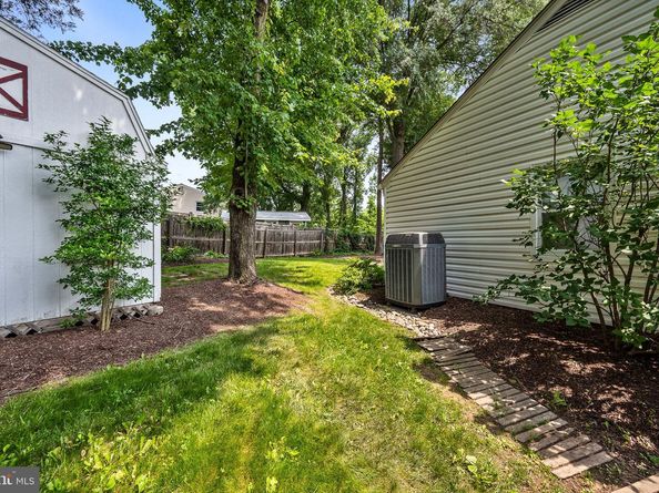 1213 Terrylynn Court, Herndon VA 20170