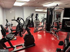 4601 N Park Avenue 909, Chevy Chase MD 20815