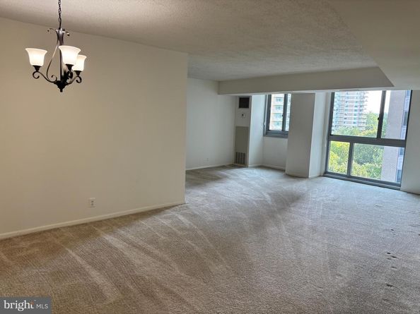 4601 N Park Avenue 909, Chevy Chase MD 20815